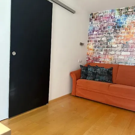 Rosaklein-30m2 & Rubinagross-100m2 Apartment *