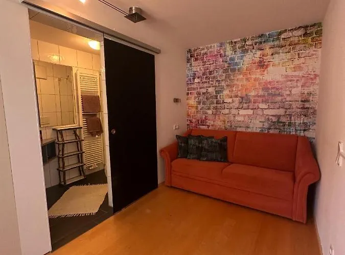 Rosaklein-30m2 & Rubinagross-100m2