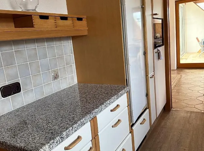 Rosaklein-30m2 & Rubinagross-100m2