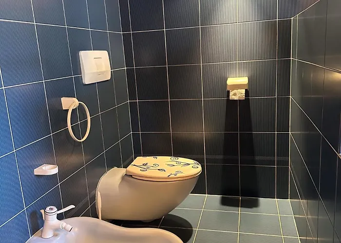 Rosaklein-30m2 & Rubinagross-100m2 Apartment *